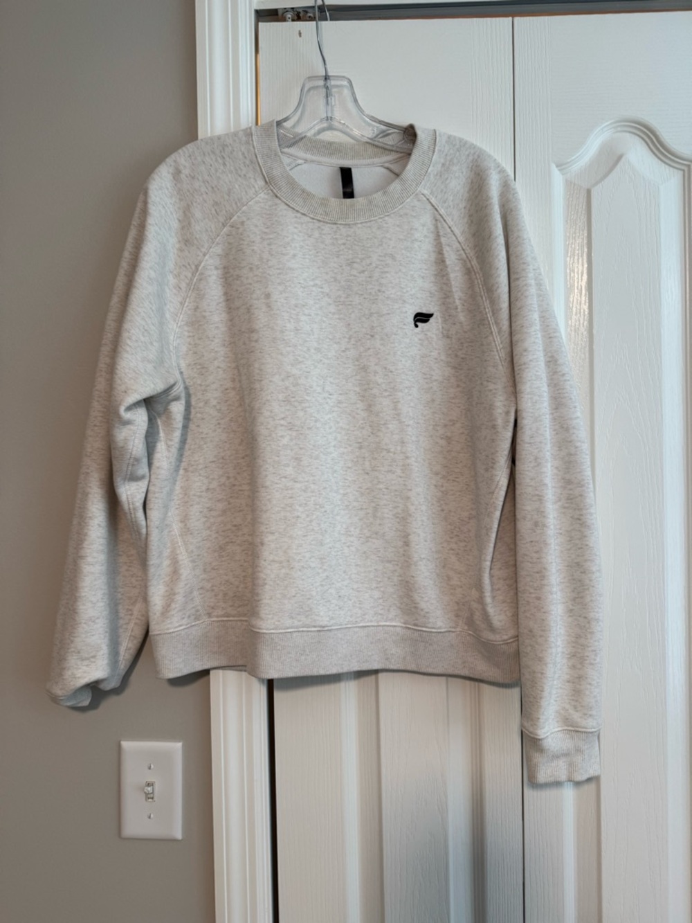 Fabletics Men's Crewneck Sweatshirt in Light Gray